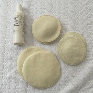 Full set of wool breast pads and cleaner